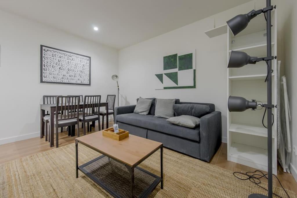 Cozy Apt Para 6Pax A Escasos Metros Del Retiro Madrid Dış mekan fotoğraf