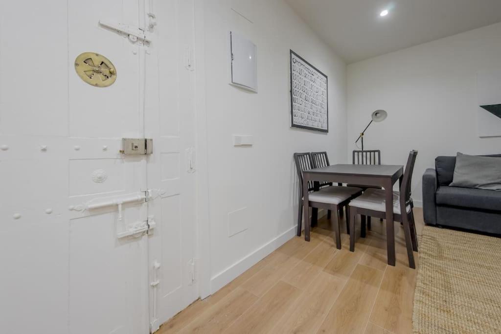 Cozy Apt Para 6Pax A Escasos Metros Del Retiro Madrid Dış mekan fotoğraf