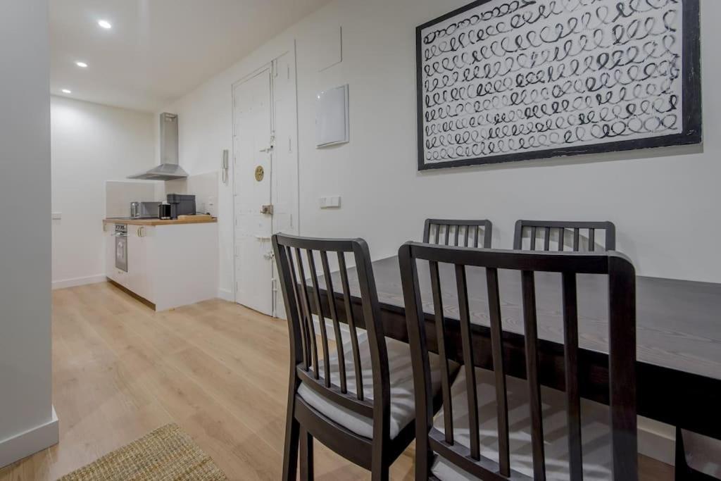 Cozy Apt Para 6Pax A Escasos Metros Del Retiro Madrid Dış mekan fotoğraf