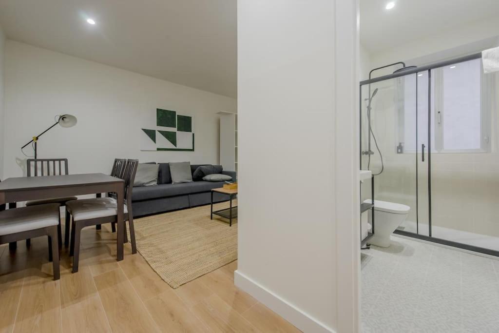 Cozy Apt Para 6Pax A Escasos Metros Del Retiro Madrid Dış mekan fotoğraf